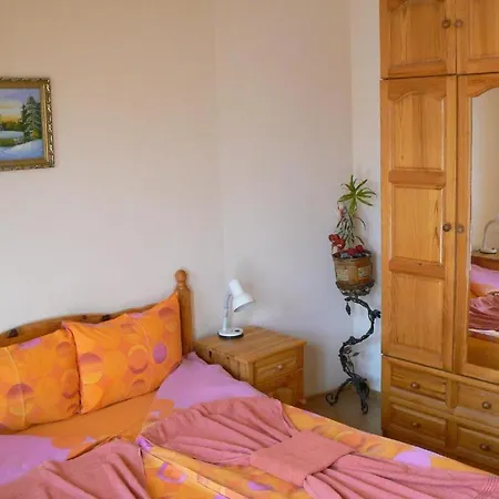 Family Varusha 2 * Veliko Tarnovo