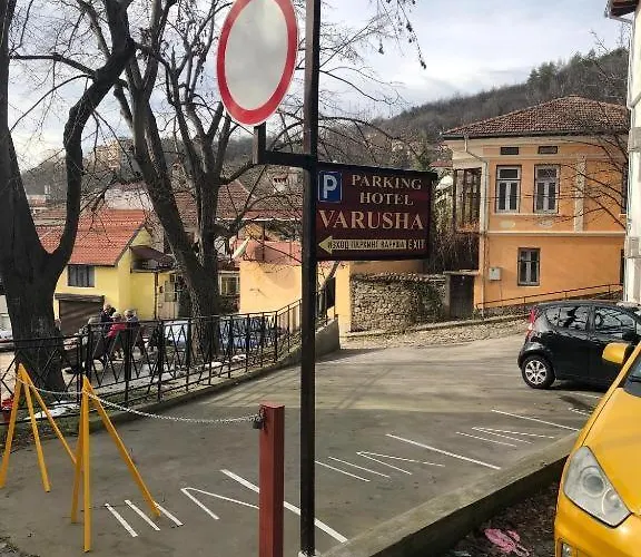 Otel Family Varusha 2 *